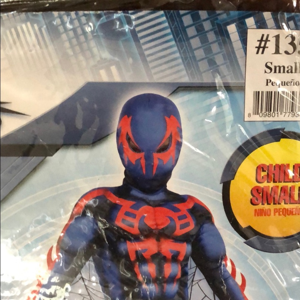 Costume